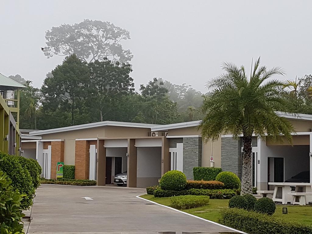 Smile Resort Thungsong Thung Song Exterior photo